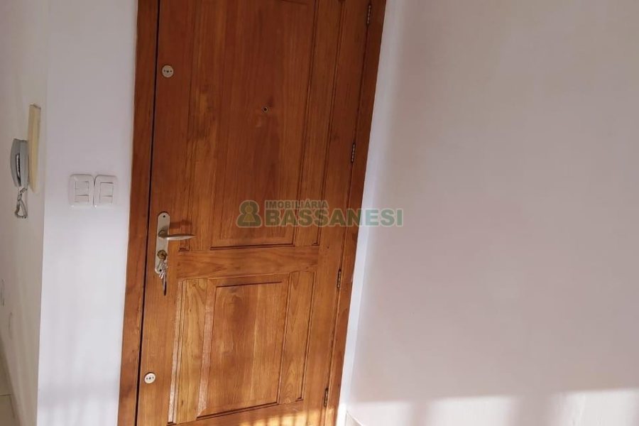 Sala com 45m², no bairro Centro em Caxias do Sul para Comprar