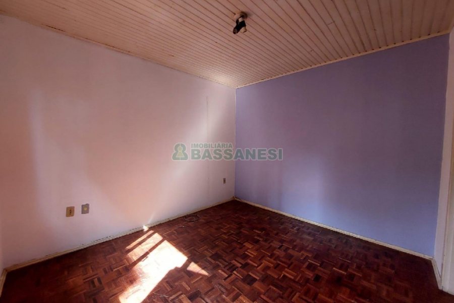Casa com 180m², 3 dormitórios, 2 vagas, no bairro Rio Branco em Caxias do Sul para Alugar