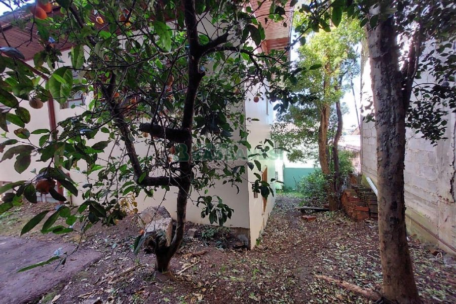 Casa com 180m², 3 dormitórios, 2 vagas, no bairro Rio Branco em Caxias do Sul para Alugar