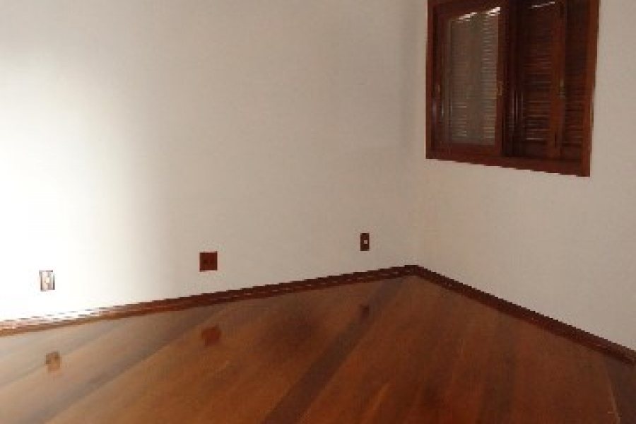 Apto/Cobertura com 276m², 3 dormitórios, 2 vagas, no bairro Sagrada Família em Caxias do Sul para Comprar