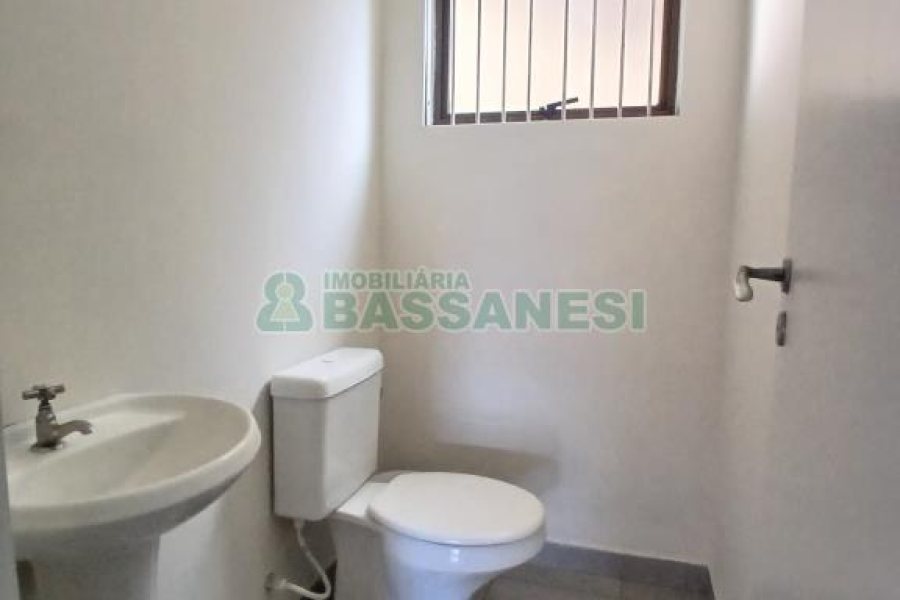 Loja com 120m², no bairro Centro em Caxias do Sul para Alugar