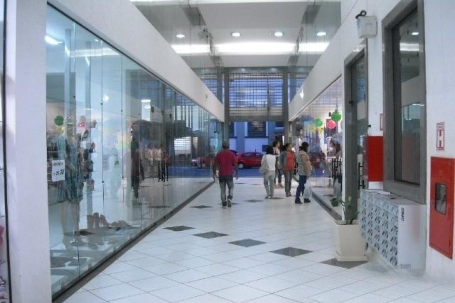 Loja com 70m², no bairro São Pelegrino em Caxias do Sul para Alugar