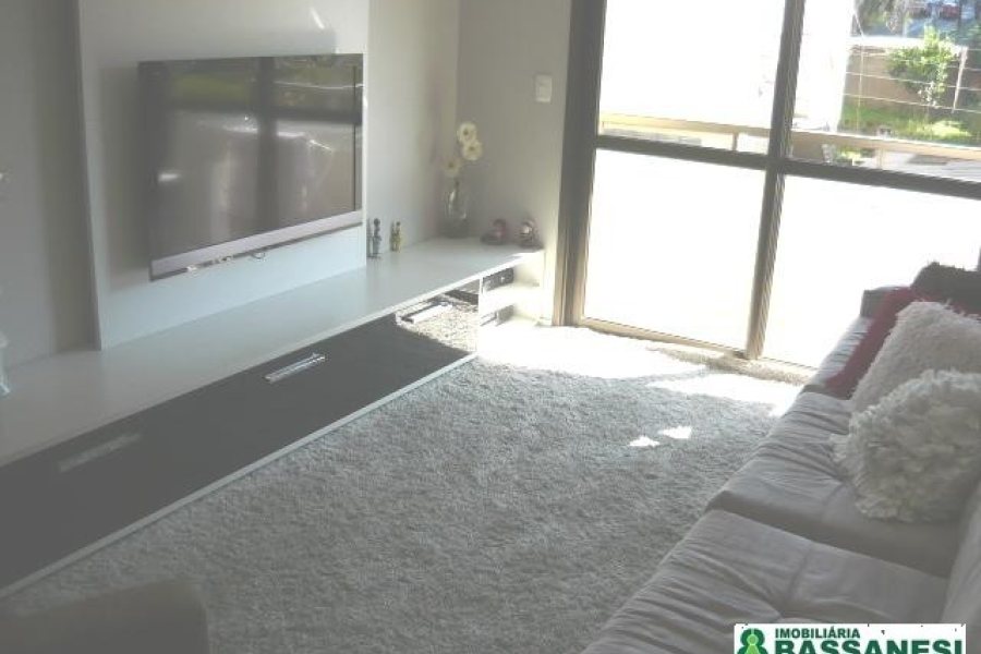 Apartamento com 123m², 3 dormitórios, 2 vagas, no bairro Centro em Caxias do Sul para Comprar