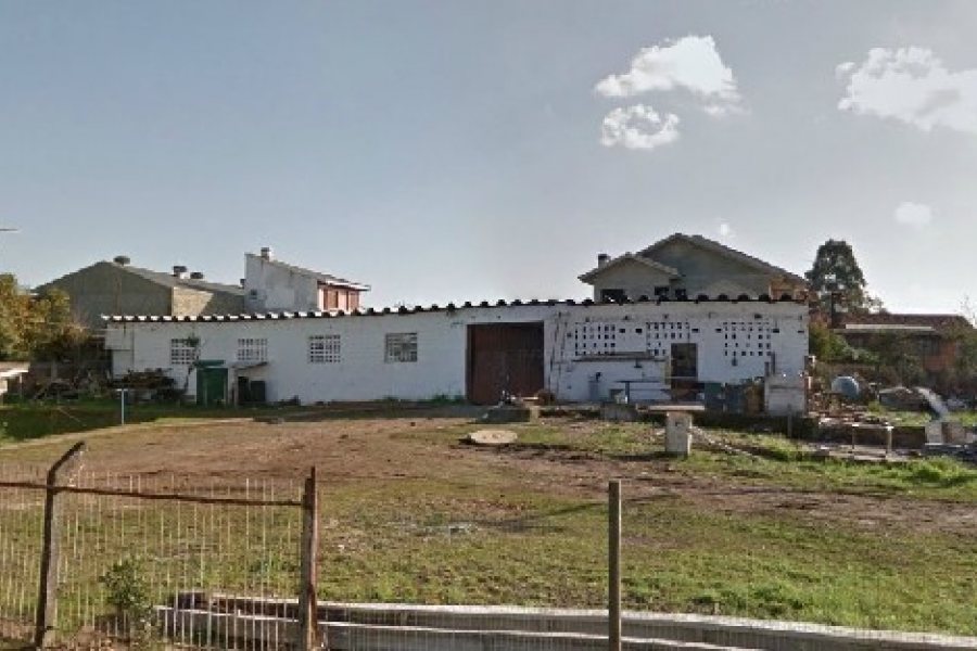 Pavilhão, 3 vagas, no bairro Desvio Rizzo em Caxias do Sul para Comprar