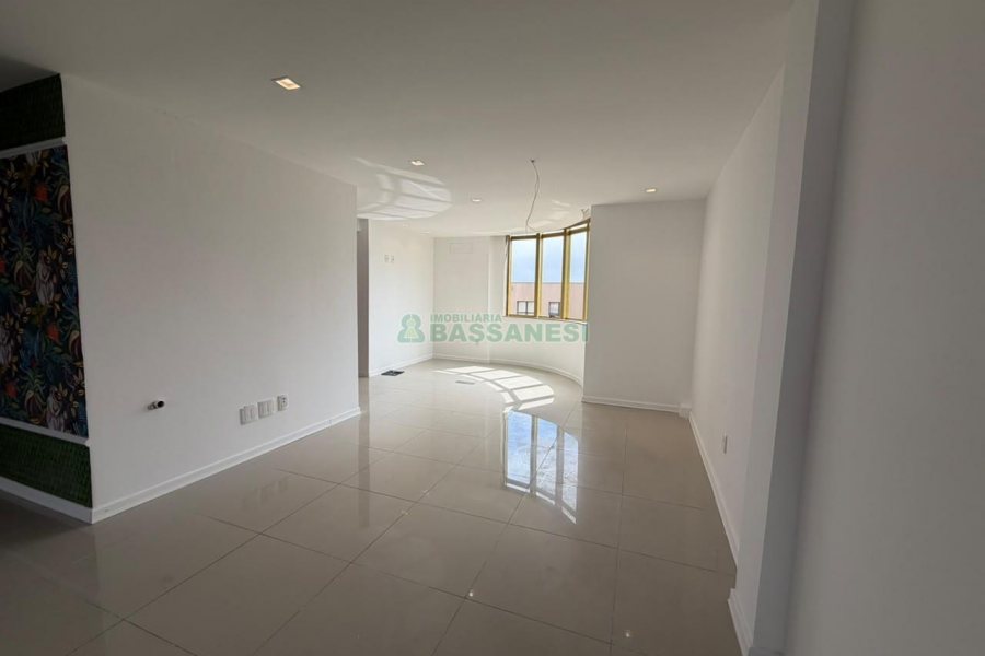 Sala com 105m², 1 vaga, no bairro Centro em Caxias do Sul para Alugar