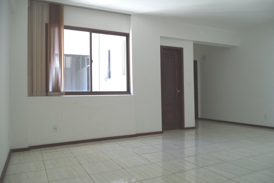 Sala com 39m², no bairro Centro em Caxias do Sul para Comprar