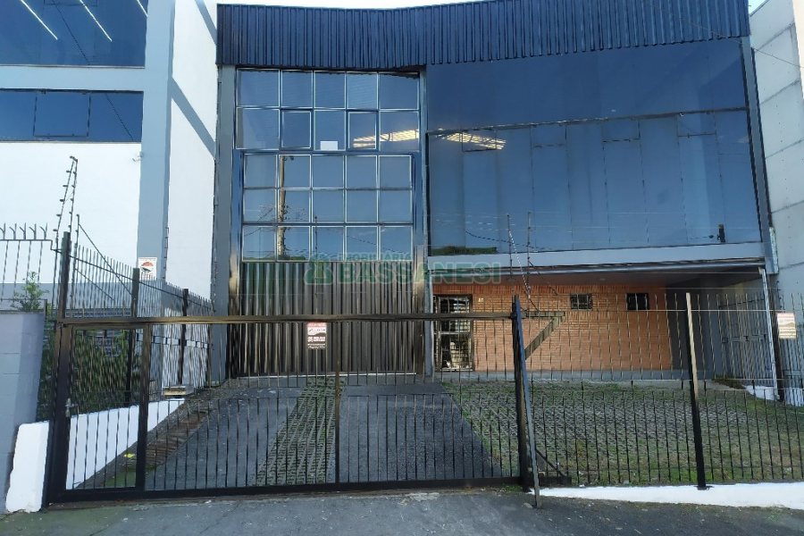 Pavilhão com 490m², no bairro Sanvitto em Caxias do Sul para Alugar