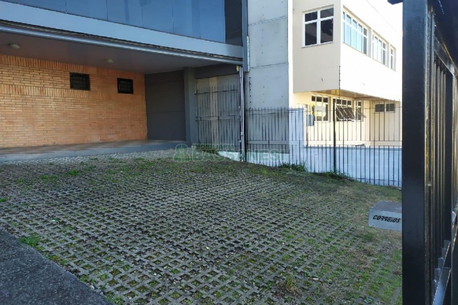 Pavilhão com 490m², no bairro Sanvitto em Caxias do Sul para Alugar