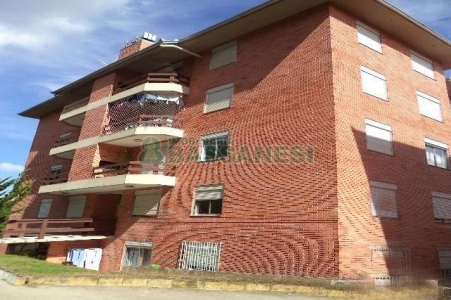 Apartamento com 47m², 2 dormitórios, 1 vaga, no bairro Interlagos em Caxias do Sul para Comprar