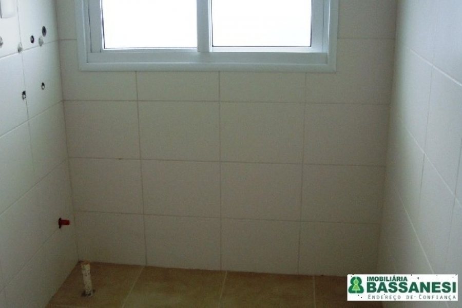 Apartamento com 155m², 3 dormitórios, 2 vagas, no bairro Lourdes em Caxias do Sul para Alugar