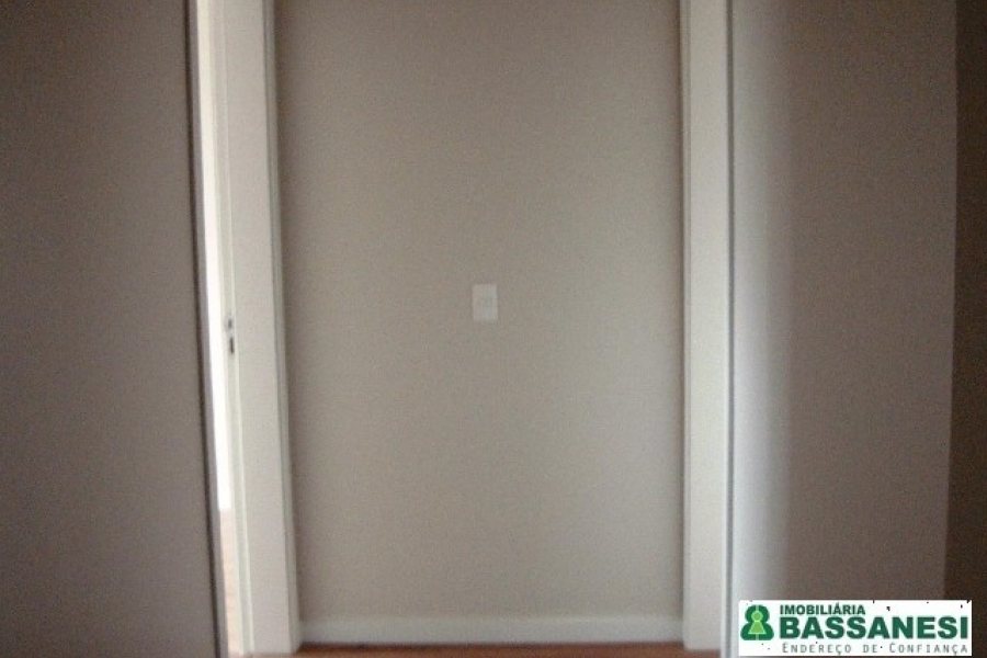 Apartamento com 155m², 3 dormitórios, 2 vagas, no bairro Lourdes em Caxias do Sul para Alugar