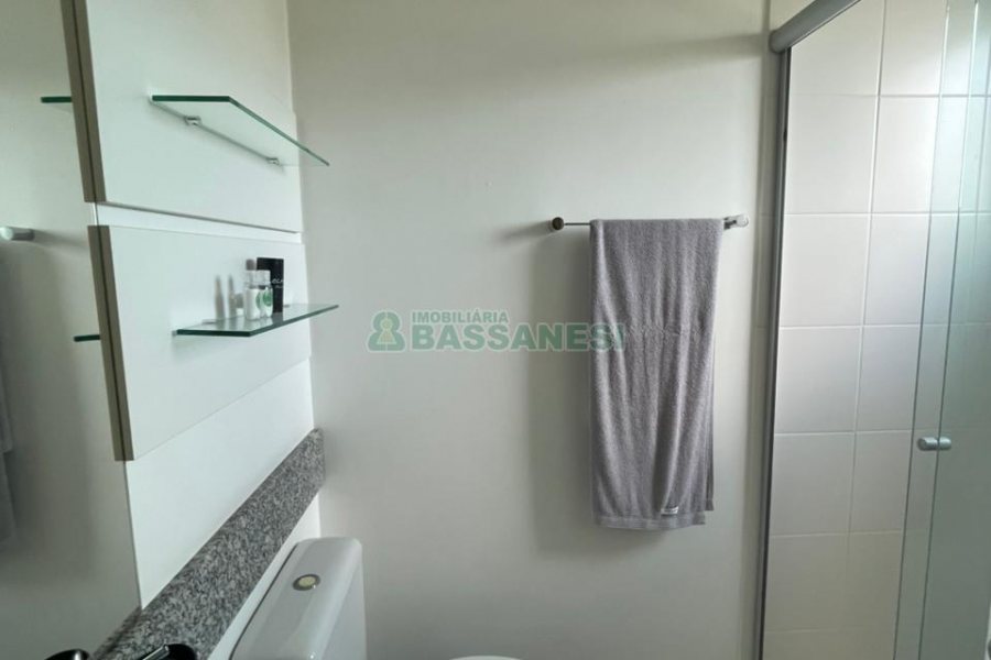 Apartamento com 71m², 3 dormitórios, 2 vagas, no bairro Santa Catarina em Caxias do Sul para Comprar