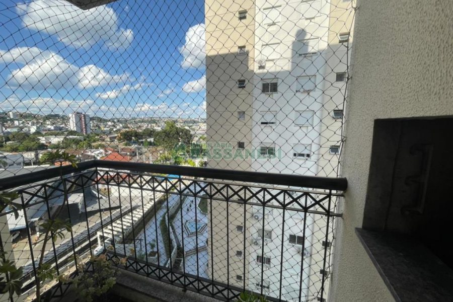 Apartamento com 71m², 3 dormitórios, 2 vagas, no bairro Santa Catarina em Caxias do Sul para Comprar
