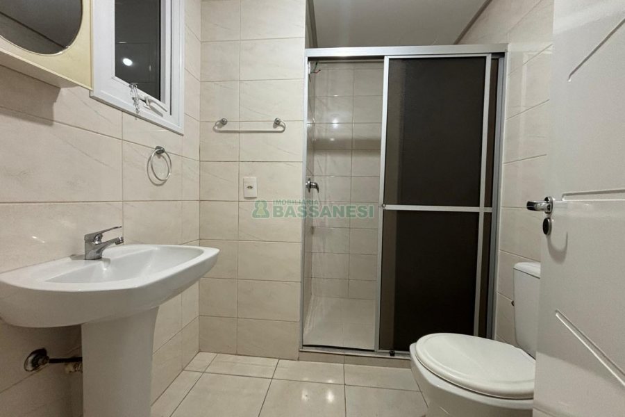 Apartamento com 62m², 1 dormitório, 1 vaga, no bairro Lourdes em Caxias do Sul para Alugar