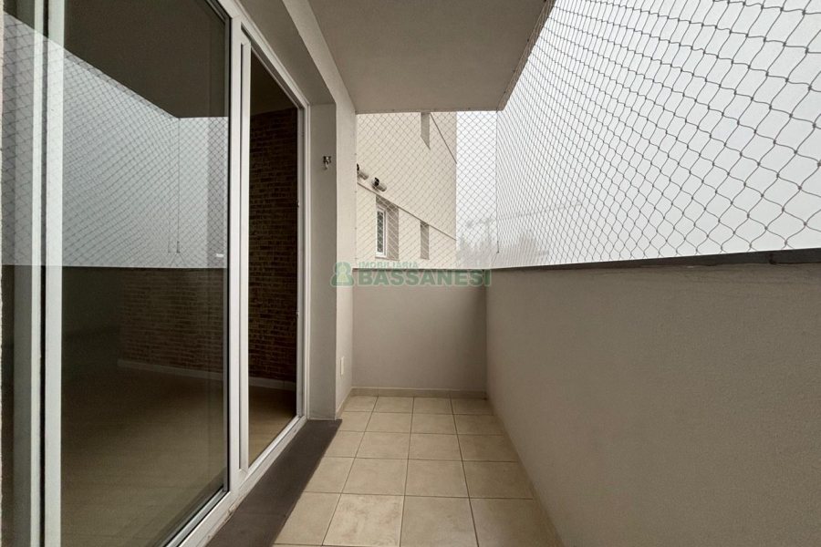 Apartamento com 62m², 1 dormitório, 1 vaga, no bairro Lourdes em Caxias do Sul para Alugar
