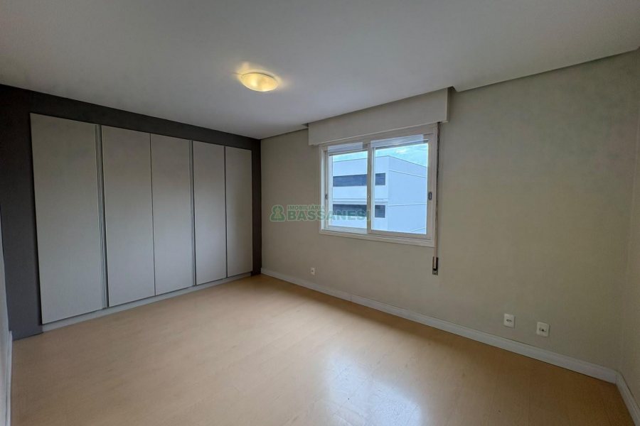 Apto Mobiliado com 50m², 1 dormitório, 1 vaga, no bairro Centro em Caxias do Sul para Alugar