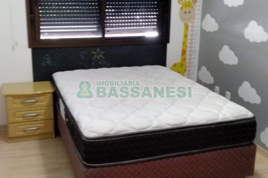 Apartamento com 88m², 2 dormitórios, 2 vagas, no bairro Sagrada Família em Caxias do Sul para Alugar