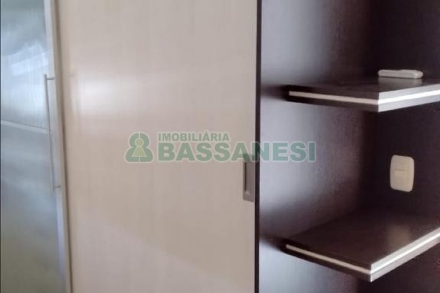 Apartamento com 88m², 2 dormitórios, 2 vagas, no bairro Sagrada Família em Caxias do Sul para Alugar