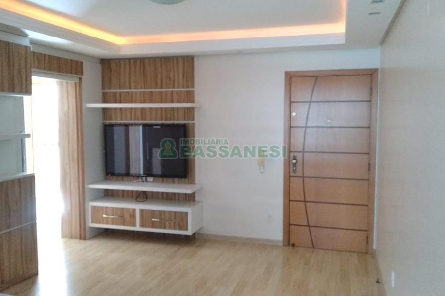 Apartamento com 88m², 2 dormitórios, 2 vagas, no bairro Sagrada Família em Caxias do Sul para Alugar