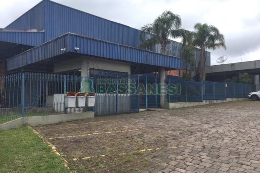 Pavilhão com 6000m², no bairro Nossa Senhora das Graças em Caxias do Sul para Alugar