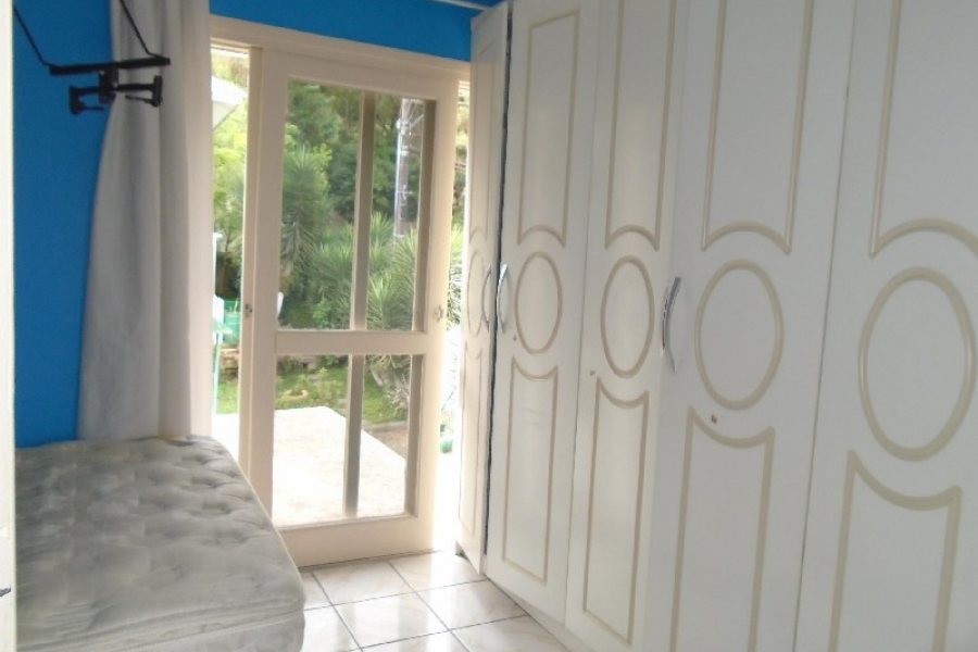 Sobrado Mobiliado com 70m², 2 dormitórios, 1 vaga, no bairro Marechal Floriano em Caxias do Sul para Alugar