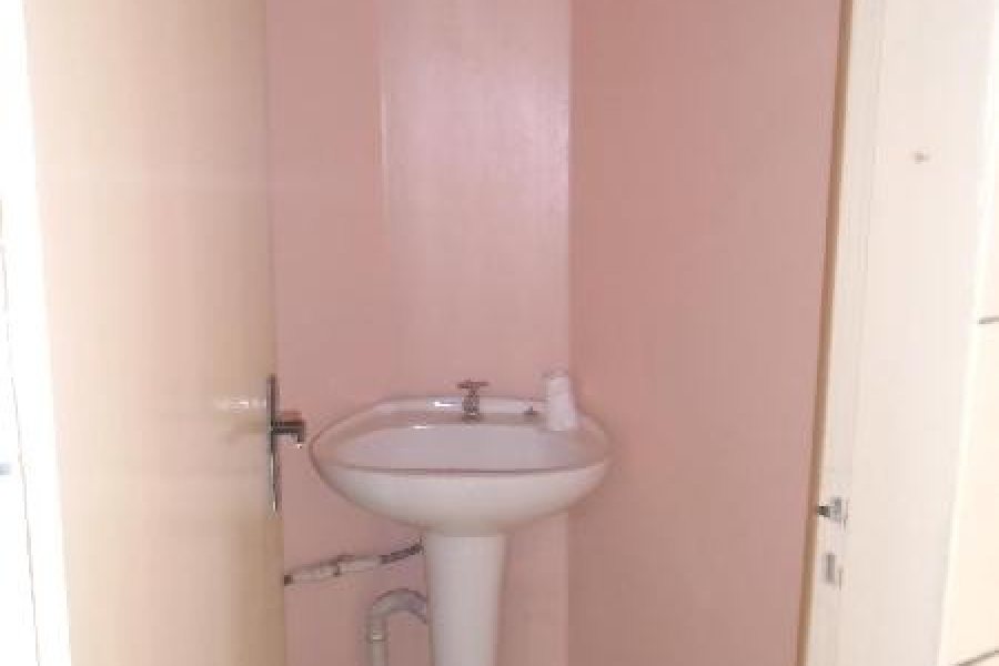 Sobrado Mobiliado com 70m², 2 dormitórios, 1 vaga, no bairro Marechal Floriano em Caxias do Sul para Alugar