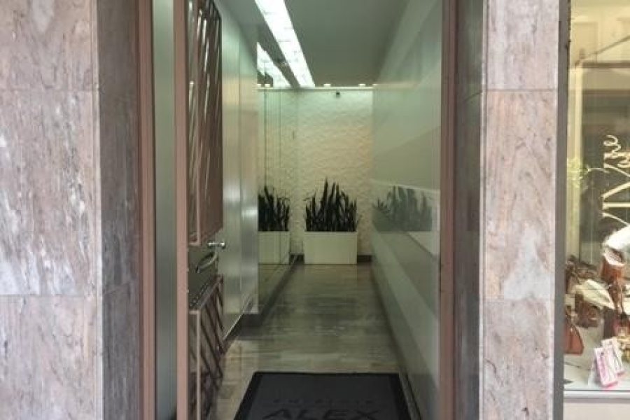 Sala com 60m², no bairro Centro em Caxias do Sul para Alugar ou Comprar