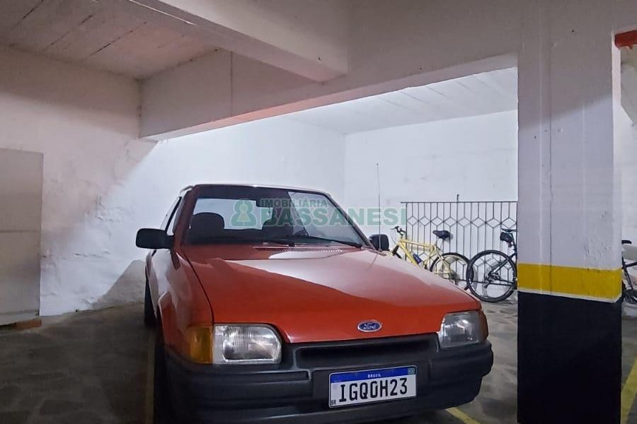 Apto Mobiliado com 130m², 4 dormitórios, 1 vaga, no bairro Centro em Caxias do Sul para Alugar