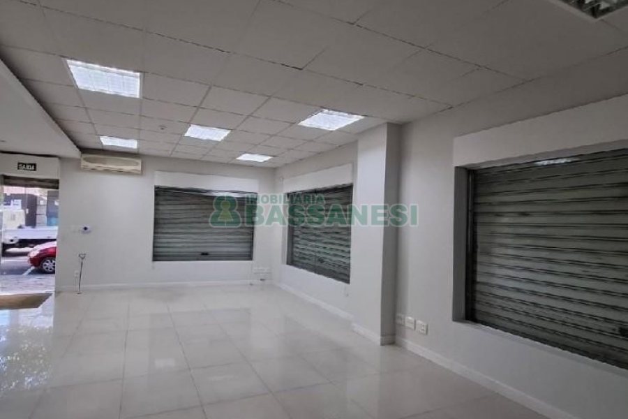 Loja com 158m², no bairro Centro em Caxias do Sul para Alugar