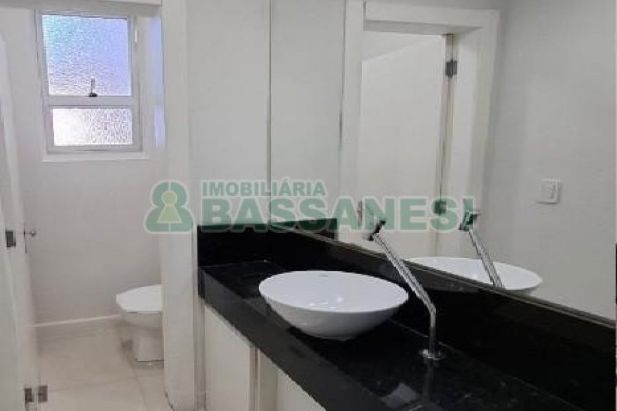 Loja com 158m², no bairro Centro em Caxias do Sul para Alugar