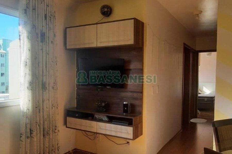 Apartamento com 49m², 2 dormitórios, 1 vaga, no bairro Morada dos Alpes em Caxias do Sul para Comprar