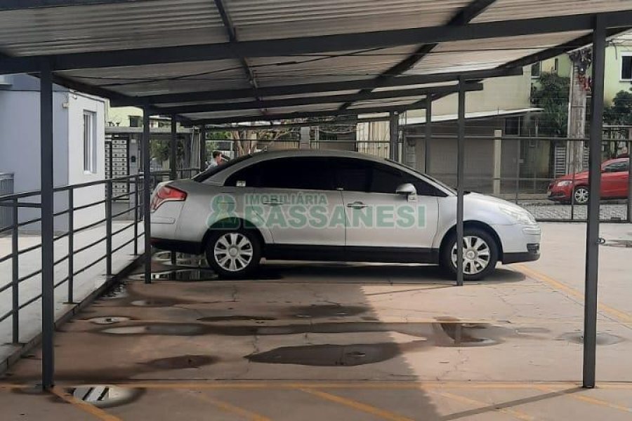 Apartamento com 49m², 2 dormitórios, 1 vaga, no bairro Morada dos Alpes em Caxias do Sul para Comprar