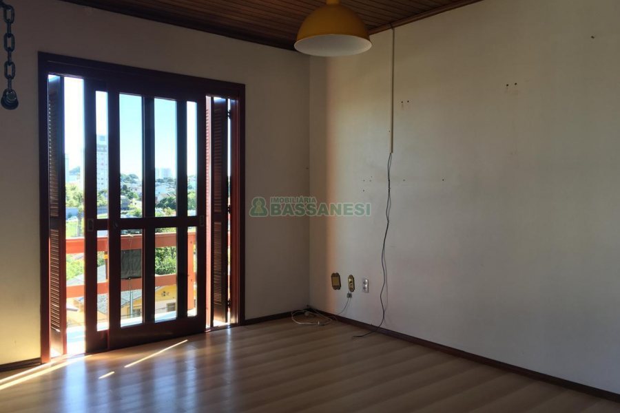 Apartamento com 82m², 3 dormitórios, 1 vaga, no bairro Bela Vista em Caxias do Sul para Comprar