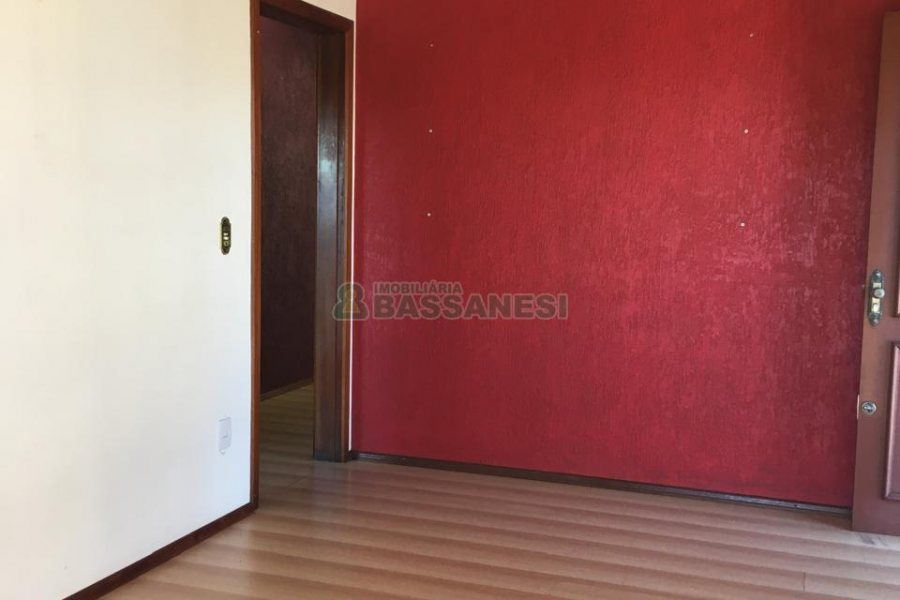 Apartamento com 82m², 3 dormitórios, 1 vaga, no bairro Bela Vista em Caxias do Sul para Comprar