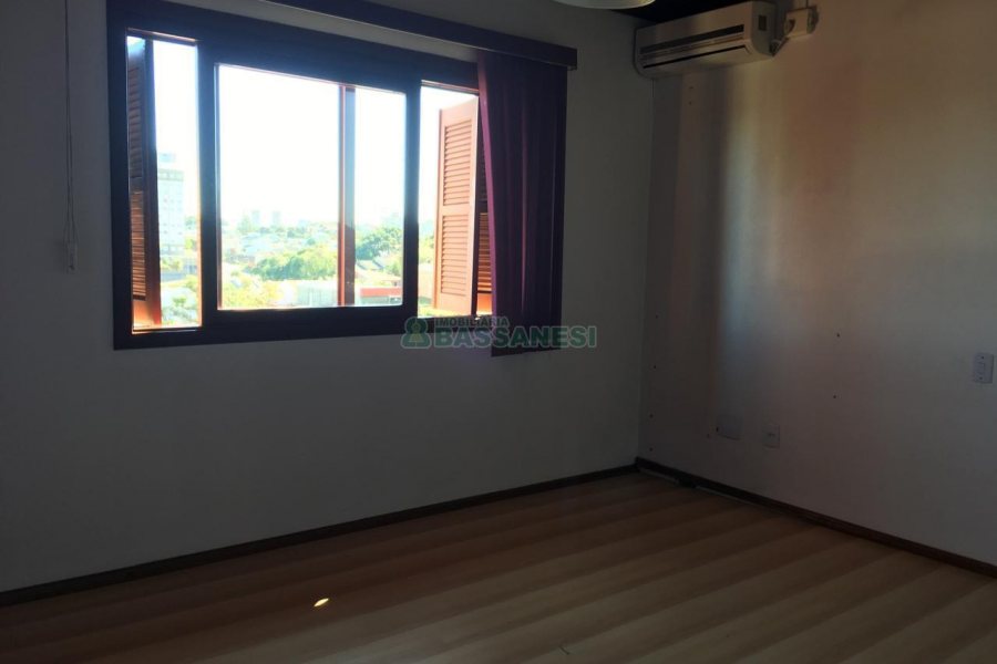 Apartamento com 82m², 3 dormitórios, 1 vaga, no bairro Bela Vista em Caxias do Sul para Comprar