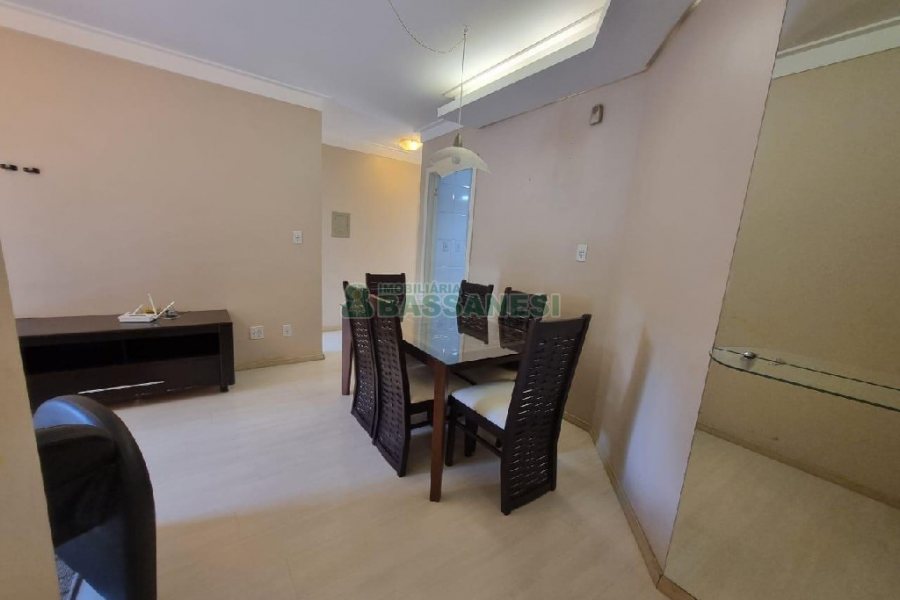 Apto Mobiliado com 79m², 2 dormitórios, 1 vaga, no bairro Nossa Senhora da Saúde em Caxias do Sul para Alugar ou Comprar