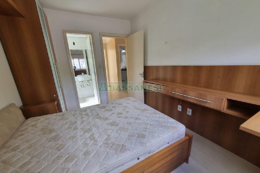 Apto Mobiliado com 79m², 2 dormitórios, 1 vaga, no bairro Nossa Senhora da Saúde em Caxias do Sul para Alugar ou Comprar