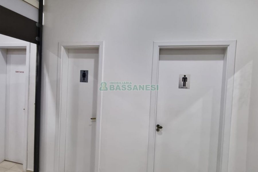 Loja com 497m², no bairro Centro em Caxias do Sul para Comprar