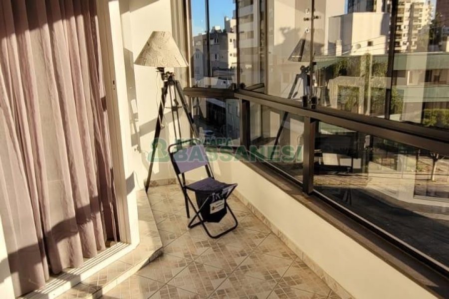 Apto Mobiliado com 120m², 2 dormitórios, 1 vaga, no bairro Panazzolo em Caxias do Sul para Alugar