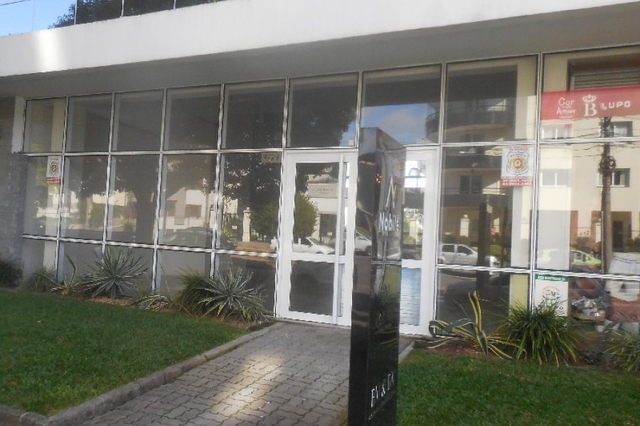 Loja com 202m², no bairro Jardim América em Caxias do Sul para Alugar