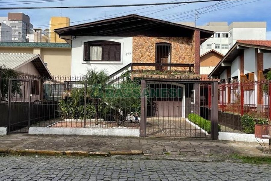 Loja com 116m², no bairro Medianeira em Caxias do Sul para Alugar