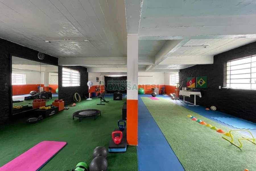 Loja com 116m², no bairro Medianeira em Caxias do Sul para Alugar