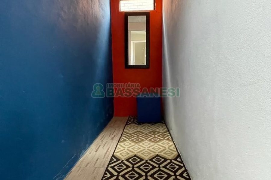 Loja com 116m², no bairro Medianeira em Caxias do Sul para Alugar