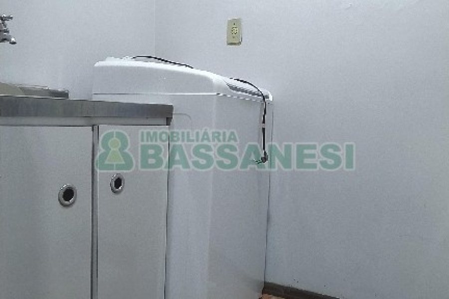 Apto Mobiliado com 52m², 1 dormitório, no bairro Centro em Caxias do Sul para Alugar