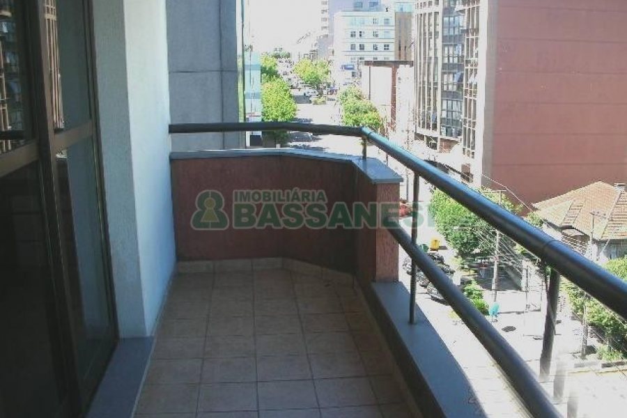 Apto Mobiliado com 52m², 1 dormitório, no bairro Centro em Caxias do Sul para Alugar