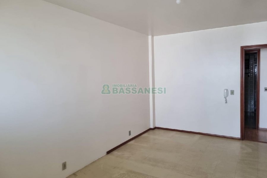 Apartamento com 139m², 3 dormitórios, 1 vaga, no bairro Lourdes em Caxias do Sul para Alugar