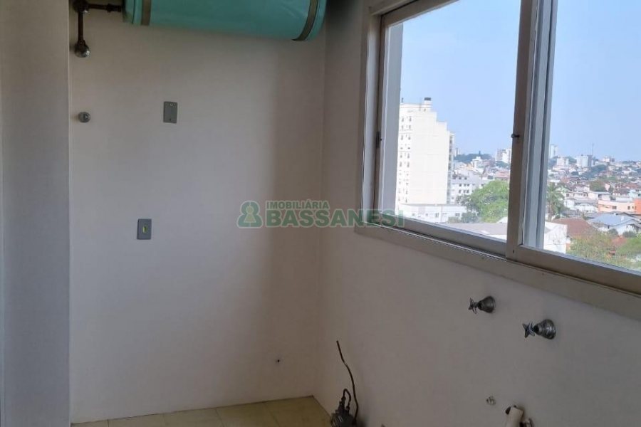 Apartamento com 139m², 3 dormitórios, 1 vaga, no bairro Lourdes em Caxias do Sul para Alugar