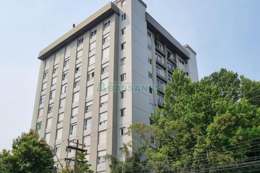 Apartamento com 139m², 3 dormitórios, 1 vaga, no bairro Lourdes em Caxias do Sul para Alugar