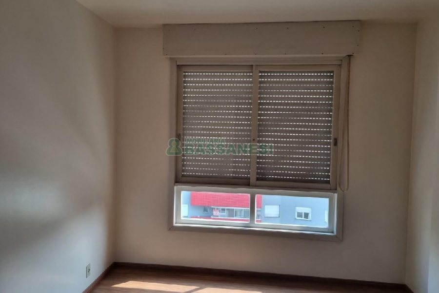 Apartamento com 139m², 3 dormitórios, 1 vaga, no bairro Lourdes em Caxias do Sul para Alugar