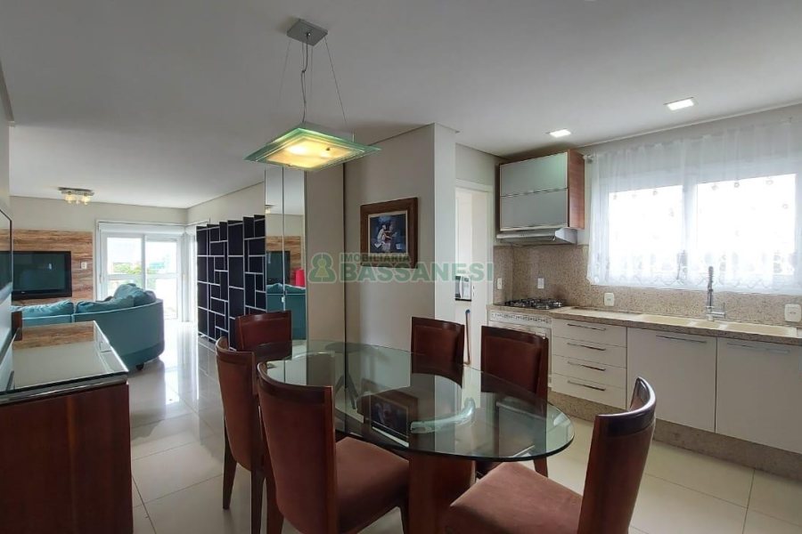 Apto Mobiliado com 116m², 3 dormitórios, 2 vagas, no bairro Villagio Iguatemi em Caxias do Sul para Alugar